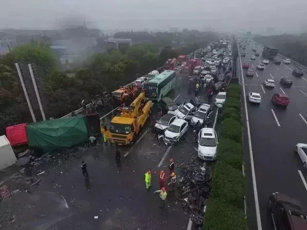 連云港車(chē)禍最新消息,連云港車(chē)禍最新消息今天，連云港車(chē)禍實(shí)時(shí)更新，今日最新消息