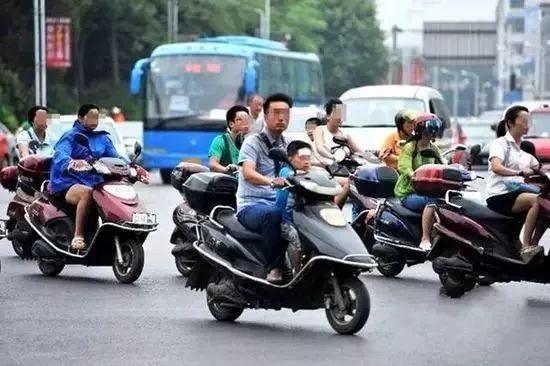 益陽市新能源轎車上牌，益陽市新能源轎車上牌流程及注意事項