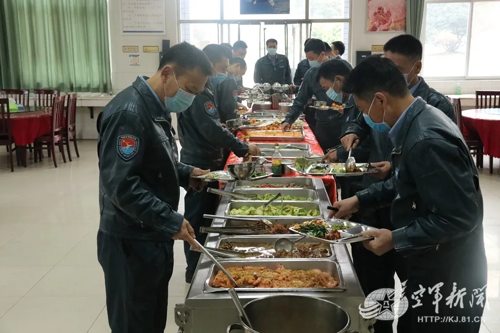 最新空勤灶標準,空勤灶伙食標準，空勤灶最新伙食標準揭秘