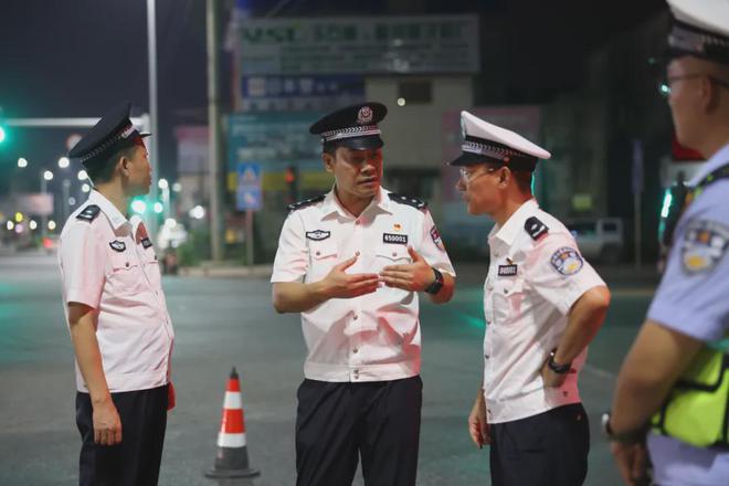 賀州交警處理最新消息,賀州交警處理最新消息查詢，賀州交警處理最新動態(tài)更新，查詢最新消息