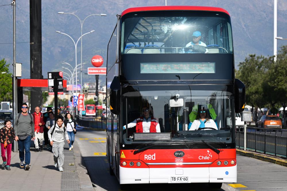 中國雙層新能源公交車的創(chuàng)新之路，綠色出行，未來已來，中國雙層新能源公交車的綠色創(chuàng)新，引領(lǐng)未來綠色出行新潮流